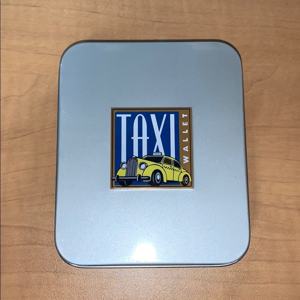 Taxi Wallet “the kiss”